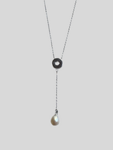 Rhea circle & drop chain with pearl necklace.