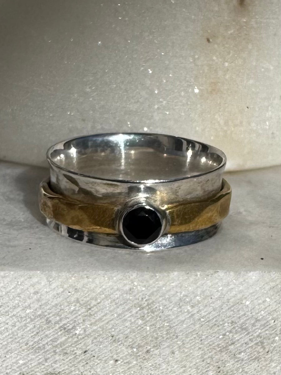 hammered spin ring
