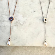 Rhea circle & drop chain with pearl necklace.