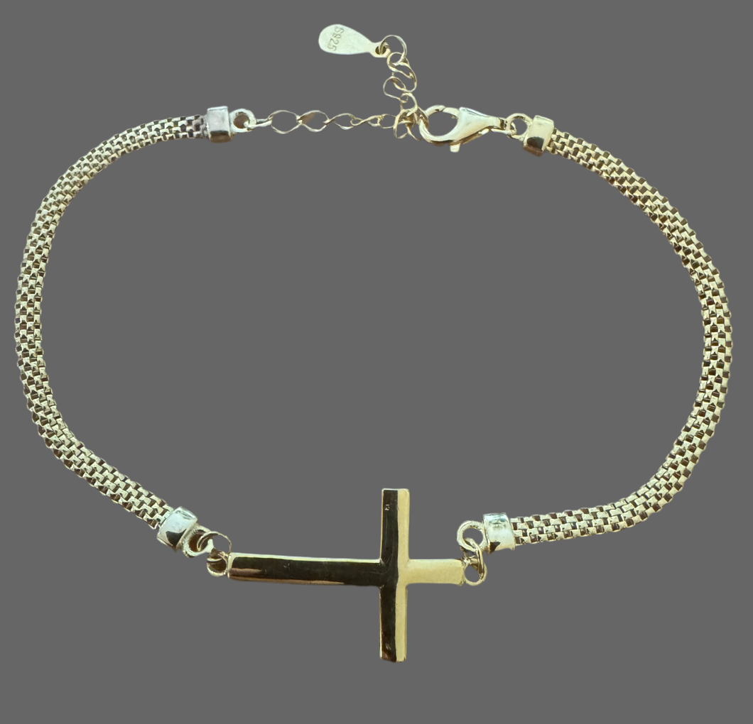The popcorn cross bracelet