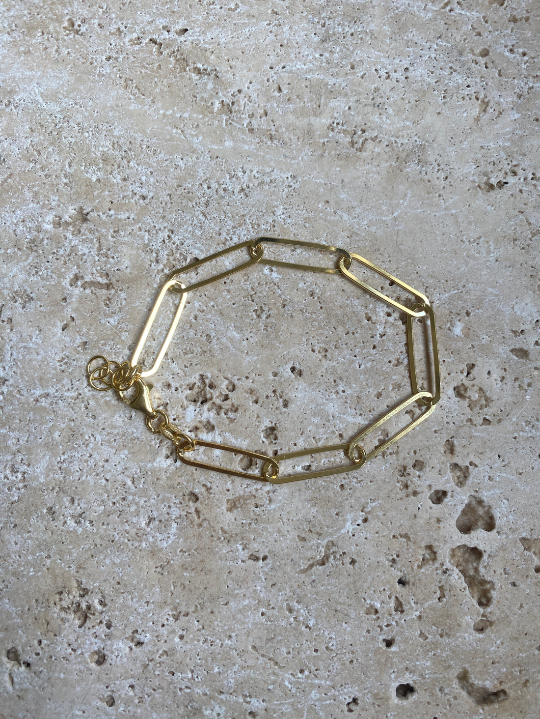 Long open link bracelet