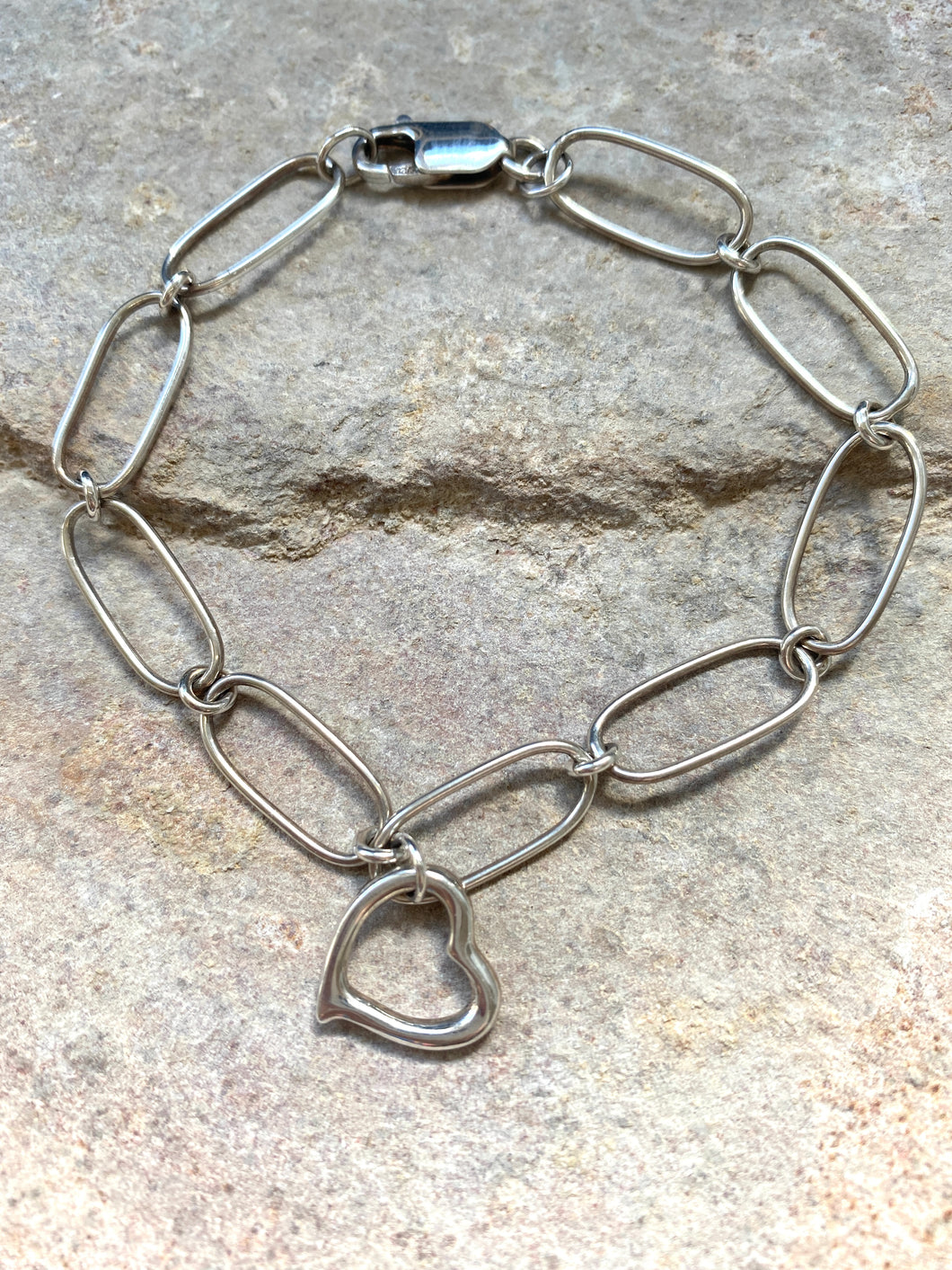 Open chain with heart