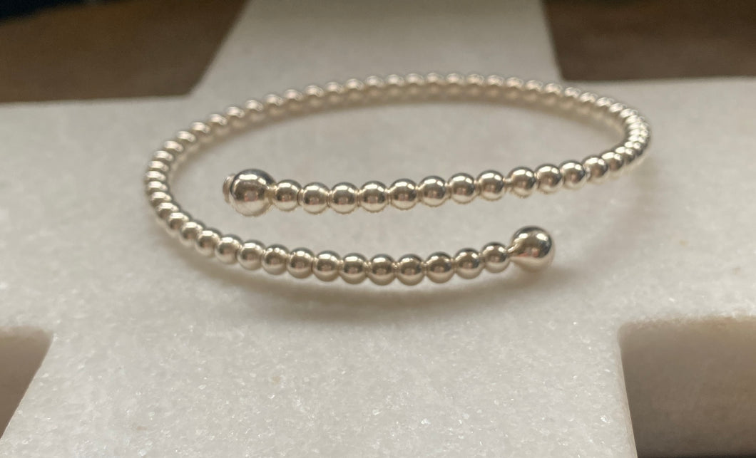 Ball bangle