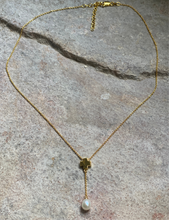 Rhea block cross and pearl