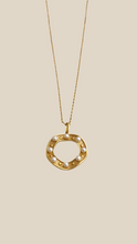 Circle of pearls necklace
