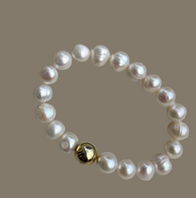 Fresh water pearl bracelet