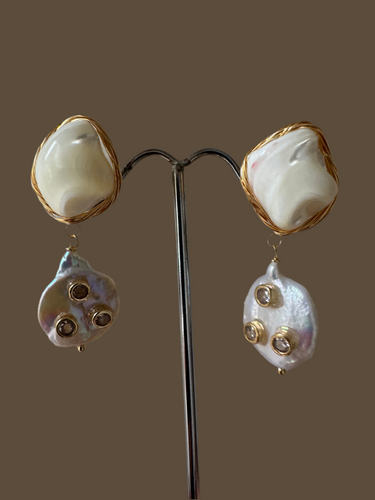 Amelia earrings