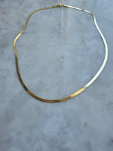 Herringbone chain necklace