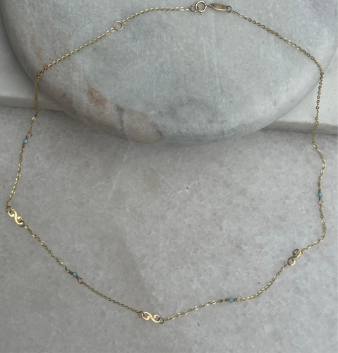 The 9k gold Apiro-infinity necklace