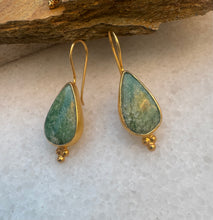 Chrysoprase drops