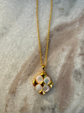 Anthi (flower) necklace