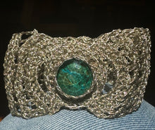 Apatite drop centrepiece bracelet cuff