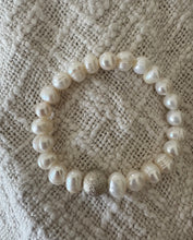 Fresh water pearl bracelet
