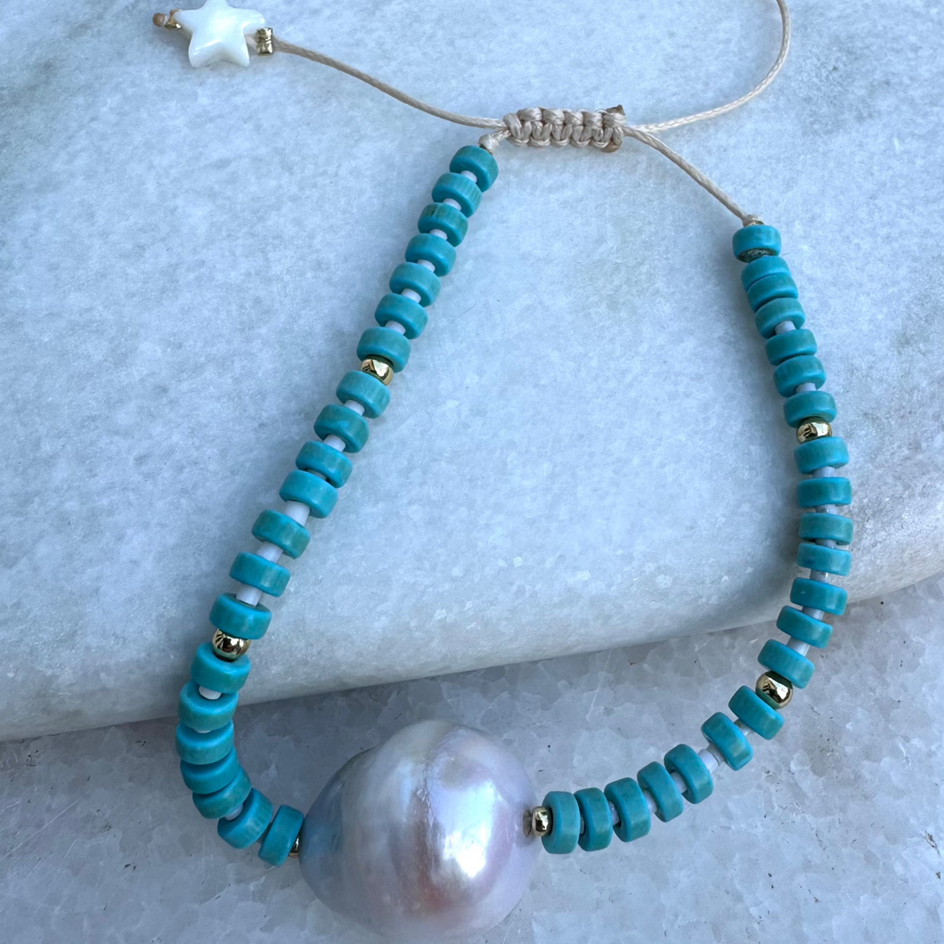 The baroque pearl with howlite beads