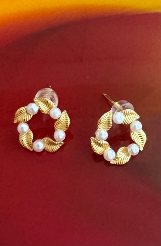 Stefana pearl stud earrings