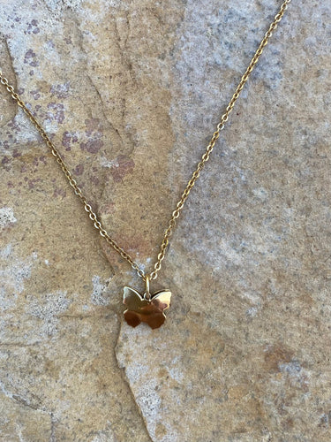 Butterfly necklace in 9k yellow gold