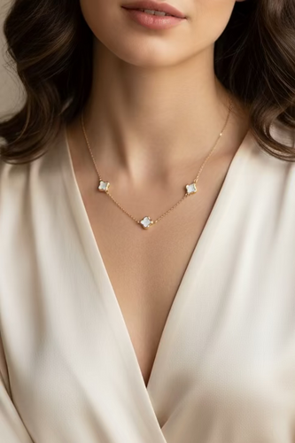14k gold with three mother of pearl clover necklace
