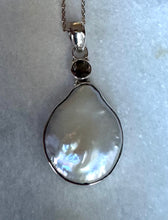 Mabe pearl with Smokey quartz