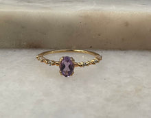 9k gold blue sapphire ring