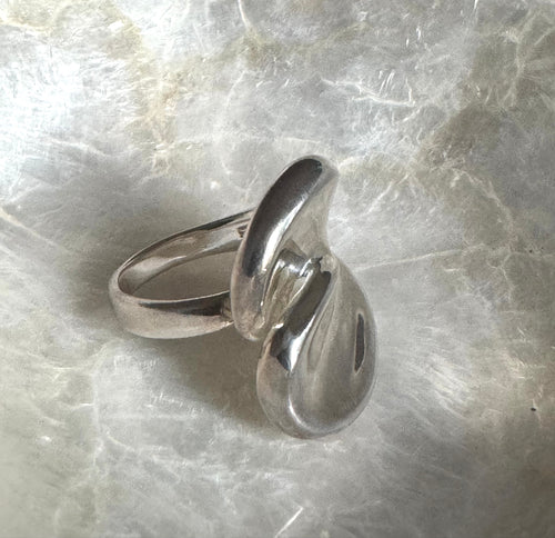 The heart wrap ring