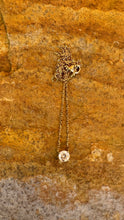 Classic 4 claw genuine diamond pendant 18k yellow gold