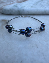Cluster pearl wire bracelet