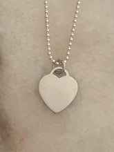 Solid heart necklace