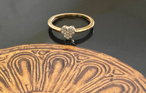 9k gold heart ring