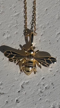 Queen bee necklace