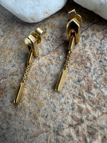 9k deco chain earrings