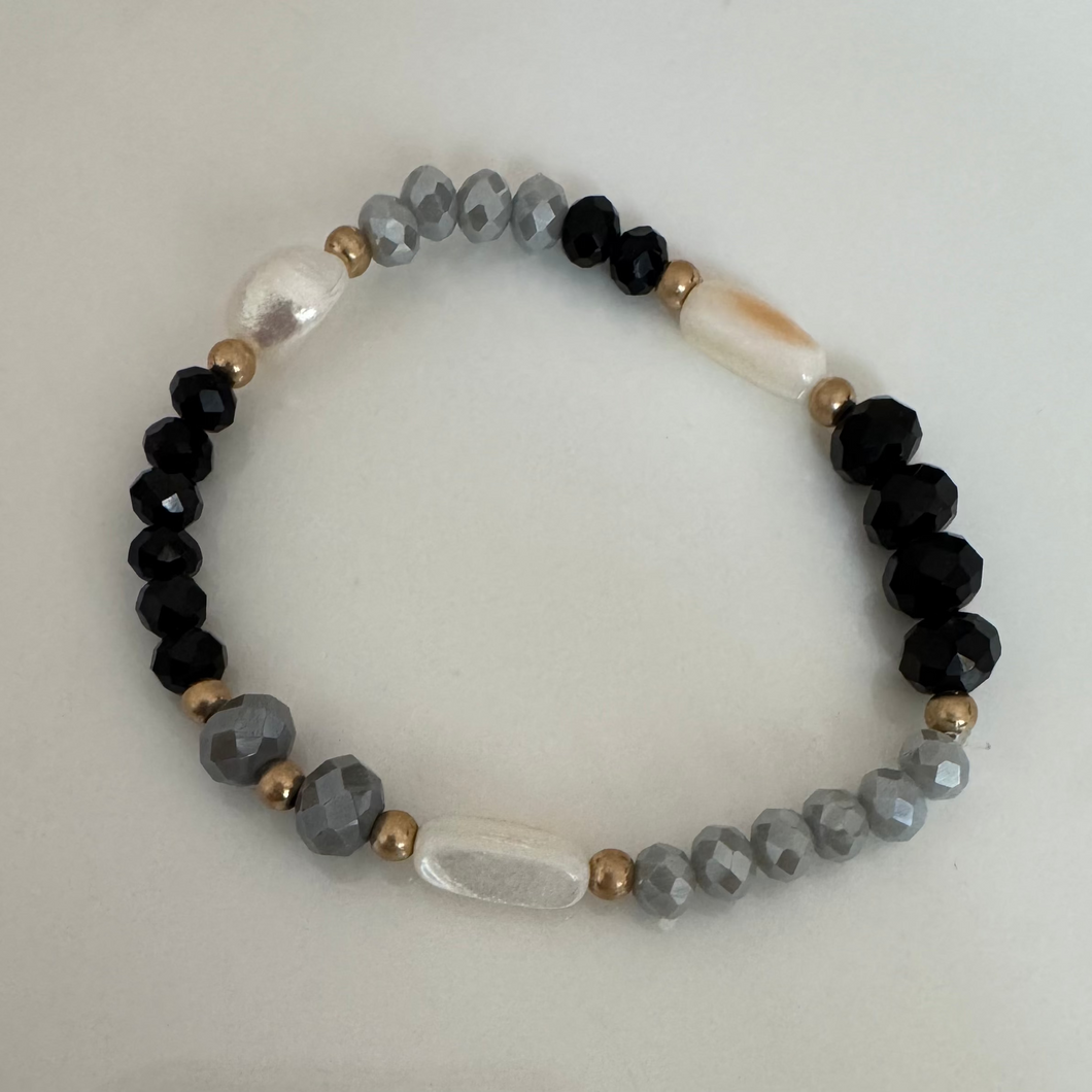 Crystal with pearl bracelet
