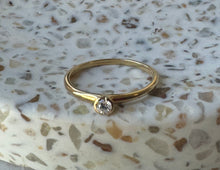 The Zaphiri sapphire ring 9k gold