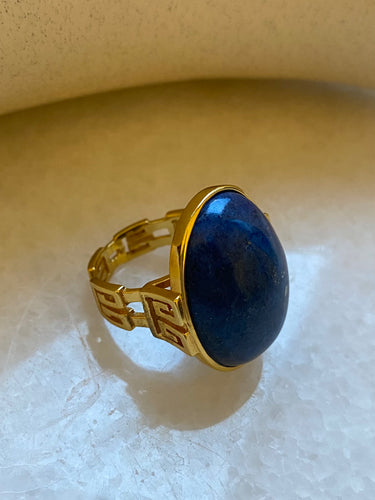 Meandros oval semi precious ring