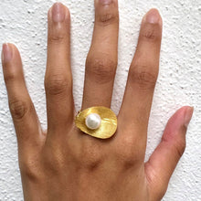 Stephania ring