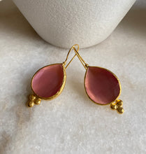 Santorini ‘Camellia’ pink quarts earrings