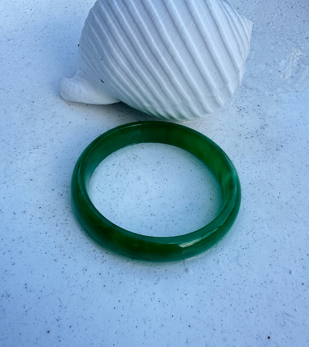 Jade bangle