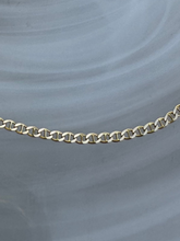 The ‘Theta’ necklace