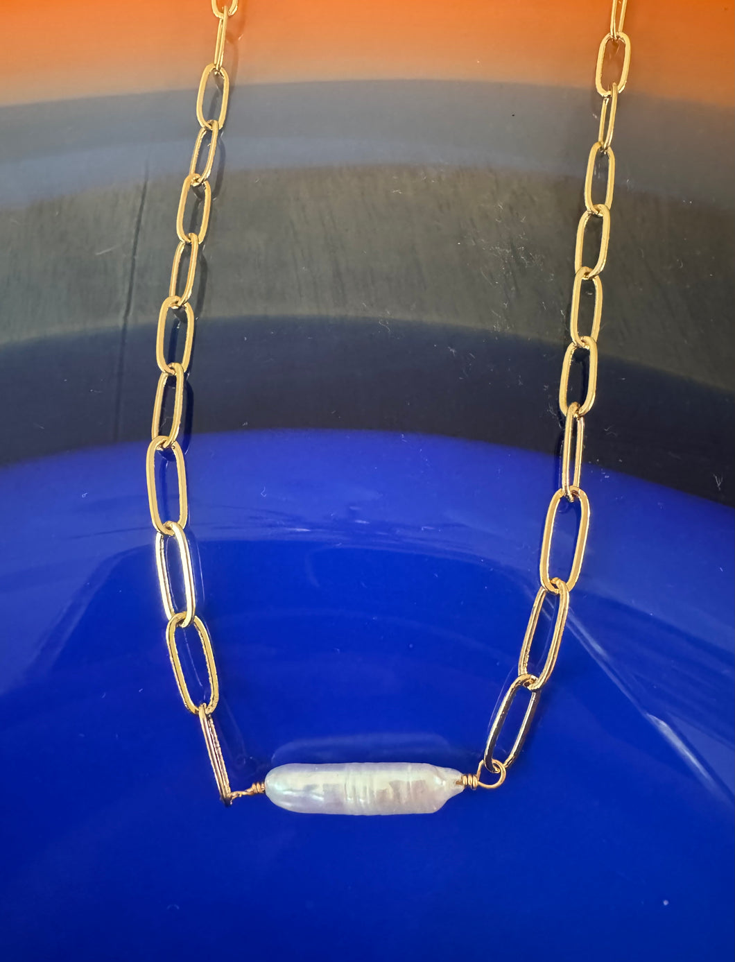 The Kelly keshi necklace