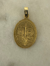 ICXC NIKA gold coin pendant