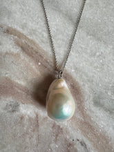 Baroque single pearl necklace