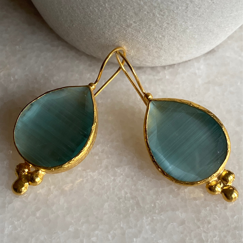 ‘Santorini’ Chalcedony & gold earrings