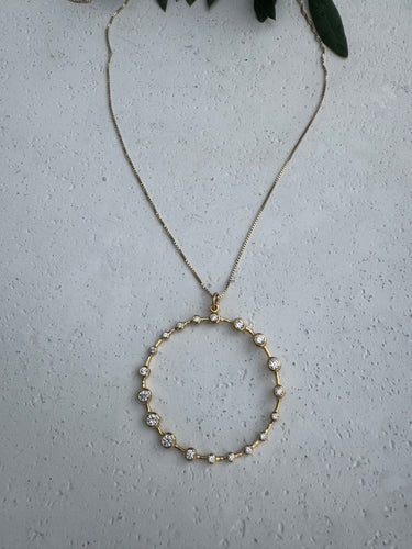 Golden hoop necklace