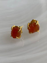 Carnelian  studs