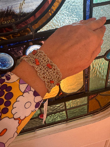 The coral cuff