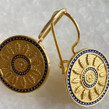 Vergina star hook Earrings