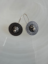 Lion earrings (French hook)
