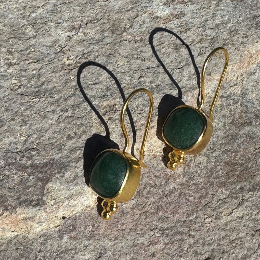 Chrysoprase drops