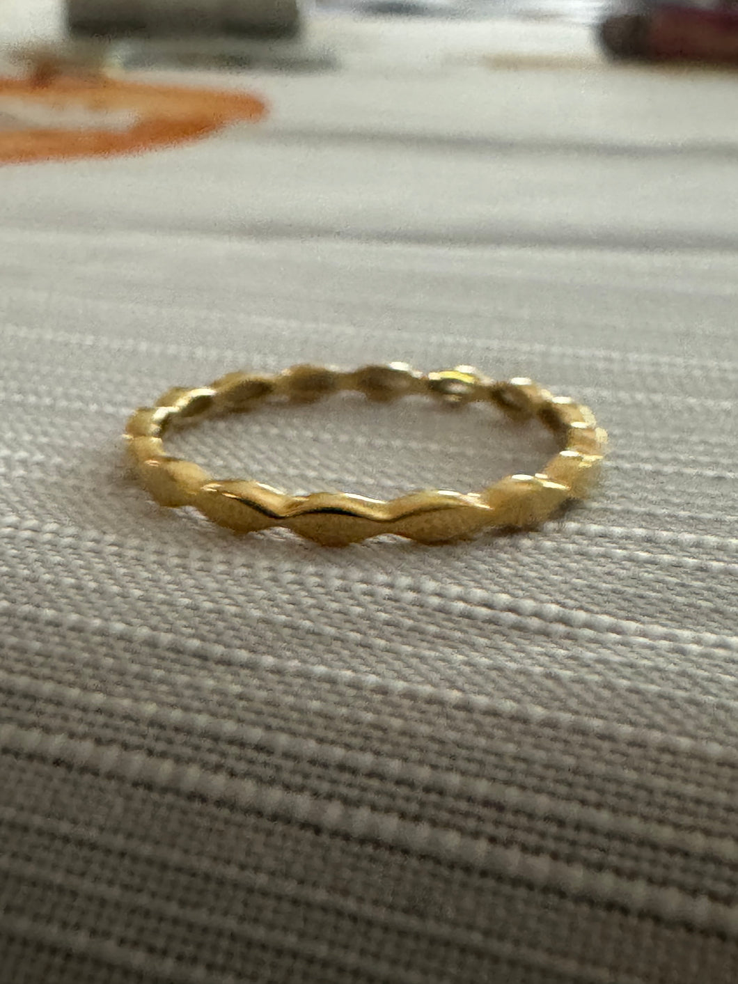 9k gold Anna ring