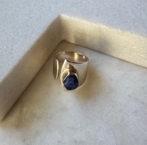 Raw Lapis ring