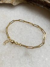 Open link bracelet (detachable charms)